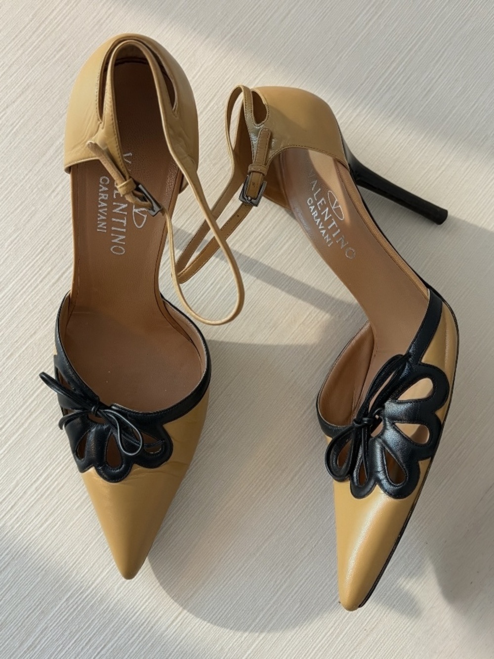 Vintage Valentino Garavani Y2K Floral Heels EU 40 US 10